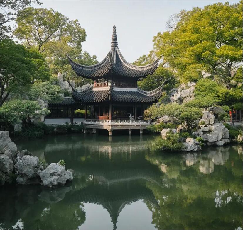 漳州向雪餐饮有限公司